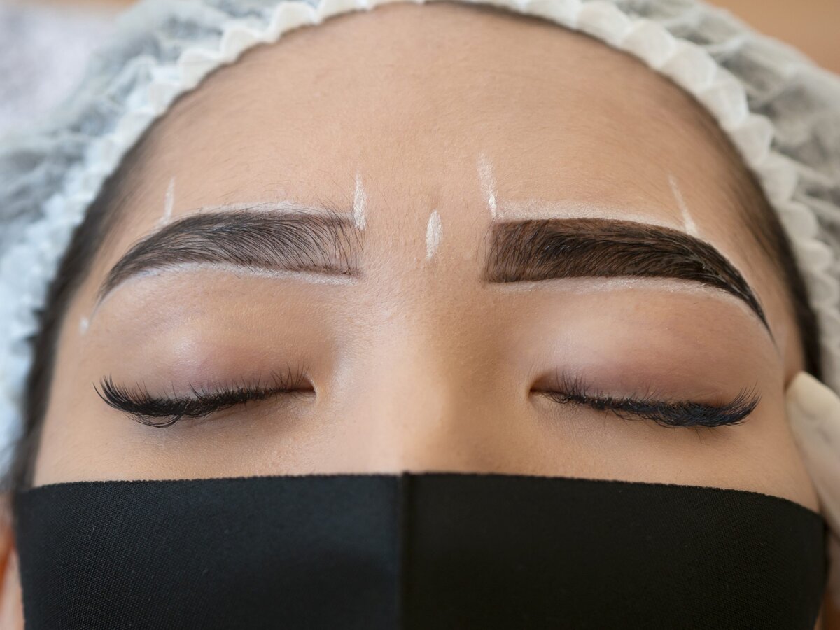 Microblading Eyebrows